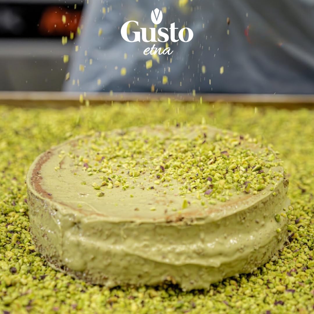 Gusto Etna pistachios from Italy with rich aroma.