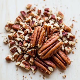 Hampton Distribution pecans on oatmeal topping, enhancing texture and fiber.