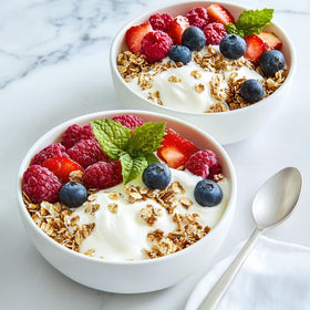 Hampton Distribution rolled oats with fruits and nuts for custom bowls