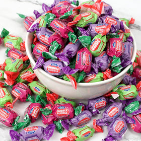 The Hampton Popcorn Company gum featuring apple flavor in bright wrappers.