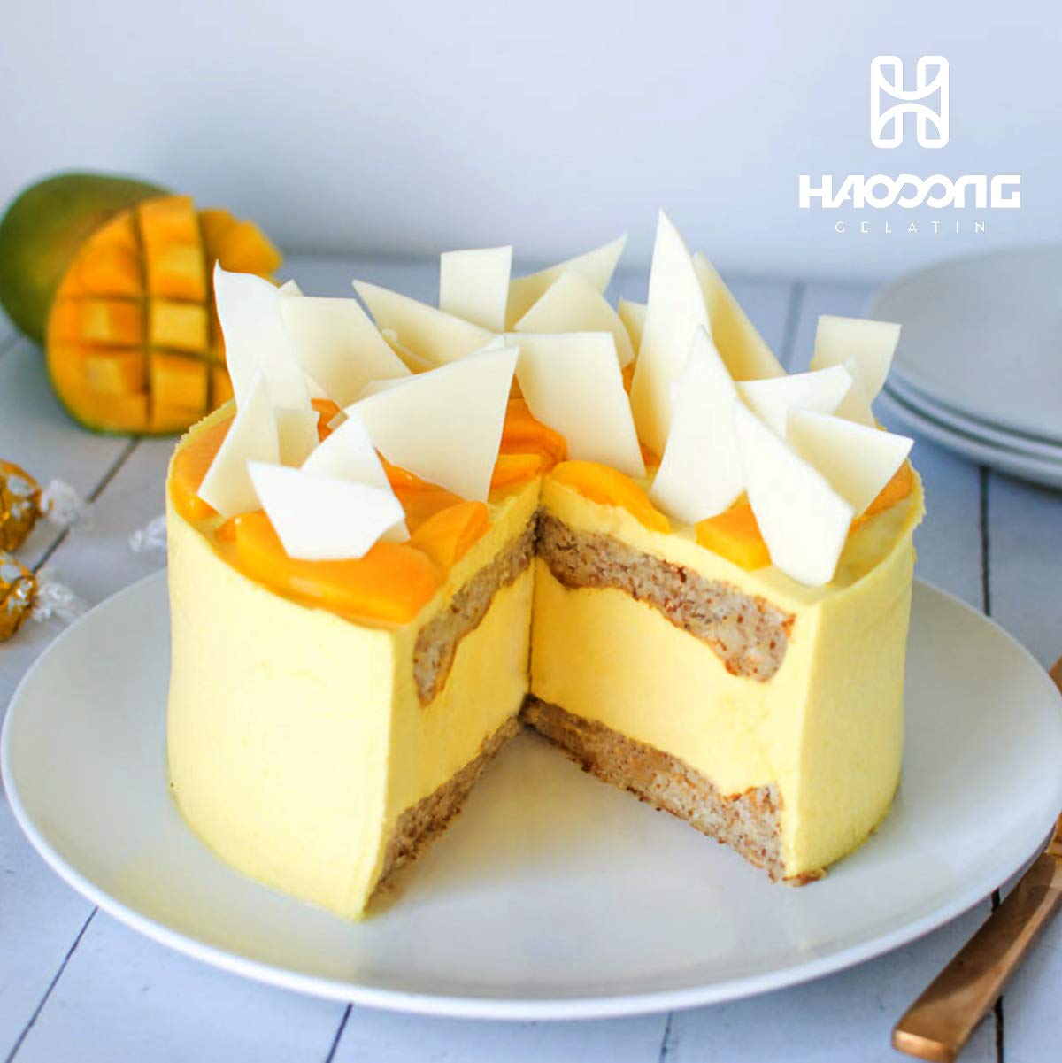 HAODONG gelatin enhances gingerbread windows with clarity and shine