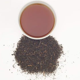Harney and Sons Decaffeinated Assam loose tea cup showcases a smooth finish suitable for caffeine-free evenings.