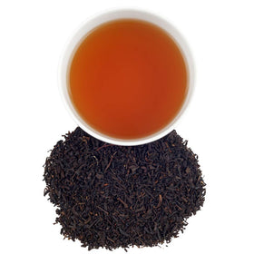 Harney & Sons Paris Black Tea cup brew highlights fruity vanilla caramel notes and bergamot aroma.