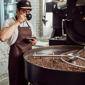 Harry & David Northwest Blend ground coffee pour for drip brewing