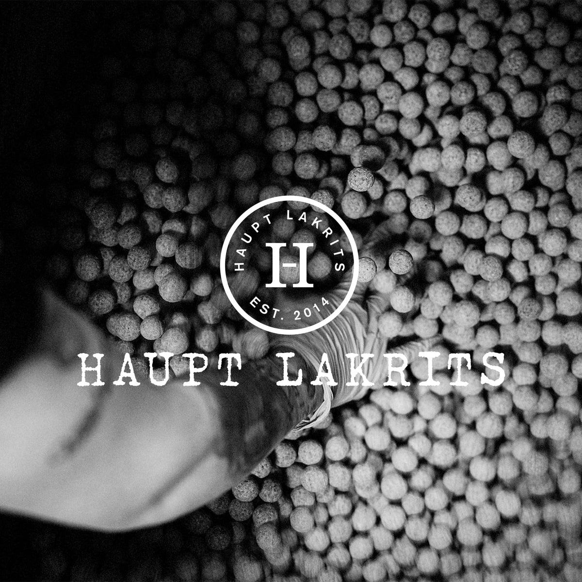 Haupt Lakrits Ultra Violet licorice fennel seeds detail, herbal depth