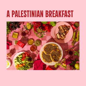 Hayati Za’atar spice blend pile reveals vibrant thyme, sesame, and tangy sumac aroma.