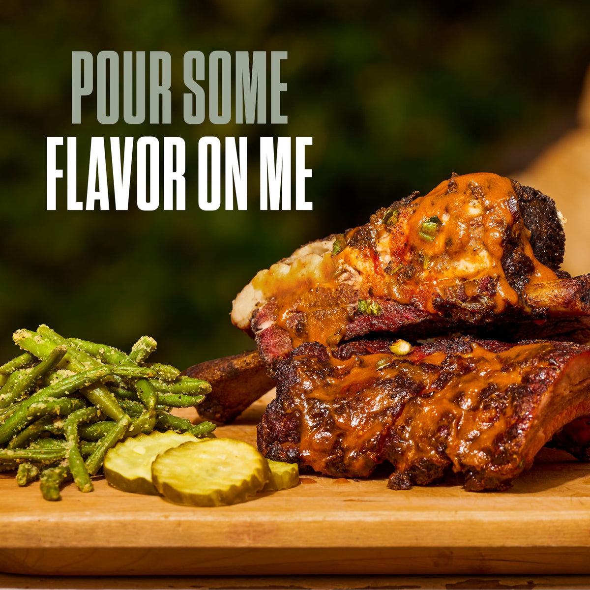All-natural ingredients like malt vinegar and maple syrup enhance flavor.