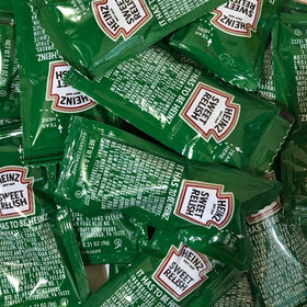 Picnic-ready Heinz Sweet Relish packets for sack lunches and outdoor meals.