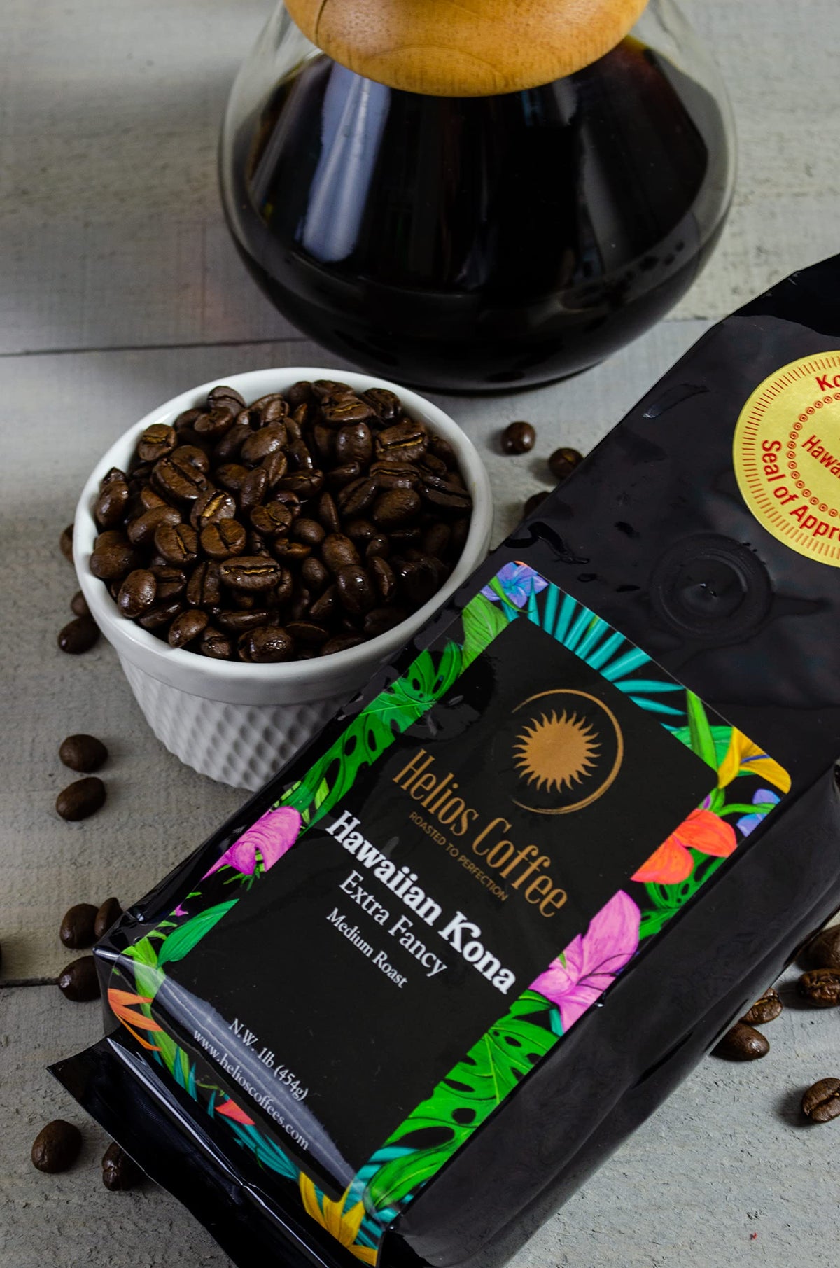 Helios Kona origin Hawaii emphasizes single-origin heritage.