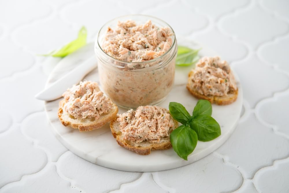 Henaff natural ingredients label emphasizing simple, wholesome pork pâté.