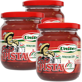 Hencher Eros Pista paprika paste jar close-up highlighting authentic Hungarian flavor.