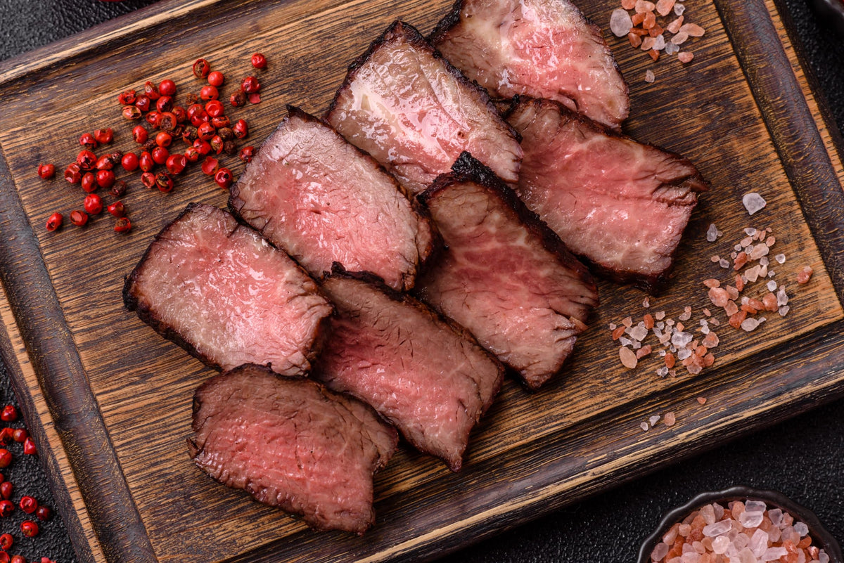 HEPP’S Salt Co. 7-Fire finishing salt on grilled meat plate.
