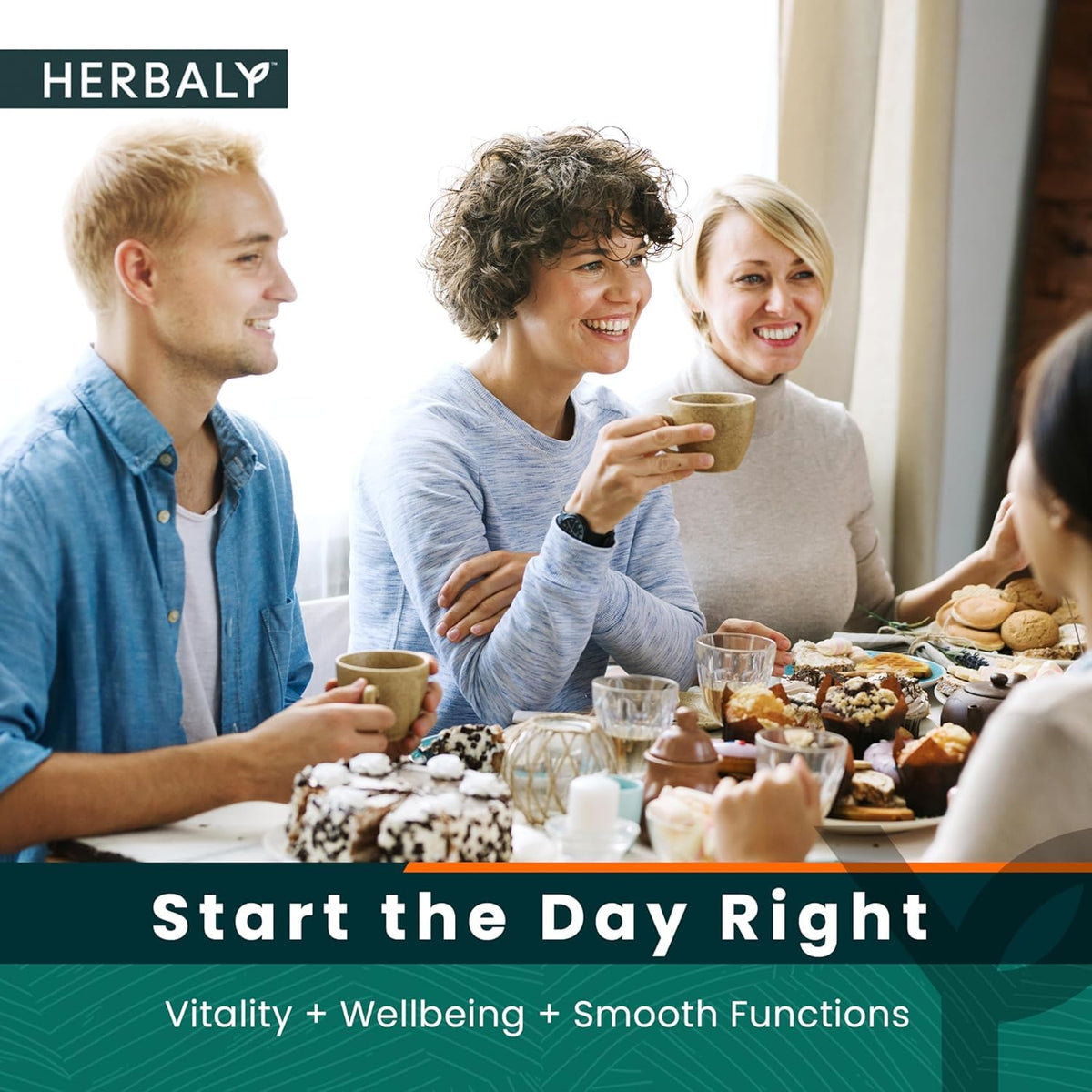 Herbaly Glucose Functional Tea measuring spoon with tea dust, indicating precise 2.5 g serving.