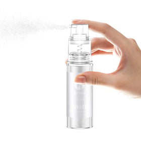 Herbeklab champagne glitter spray adds festive shimmer to drinks