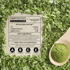 Cap closeup of HERBOGANIC Moringa Living Bitter for precise, easy dosing.