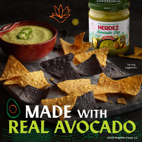 HERDEZ Avocado Dip served with vegetables and chips.
