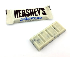Hershey's Cookies 'n' Creme bar wrapped individually for on-the-go snacking.
