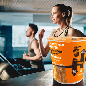 Hethstia Protein Ramen noodles-closeup highlights air-dried texture and lower fat appeal.