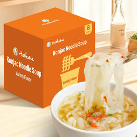 Hethstia noodles close-up shows chewy texture ready to slurp.