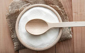 Close-up of Hey Boo Tapioca Maltodextrin DE10 powder showing fine dispersible texture