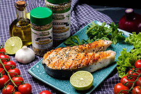 Hidden Nature's Source Organic Everything Bagel Seasoning bottle emphasizes organic and kosher certifications