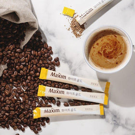 Travel-ready Maxim White Gold sticks fit in a bag or desk drawer.