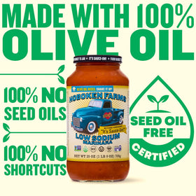 Hoboken Farms Low Sodium Marinara bottle displaying olive oil separation signaling healthy fats