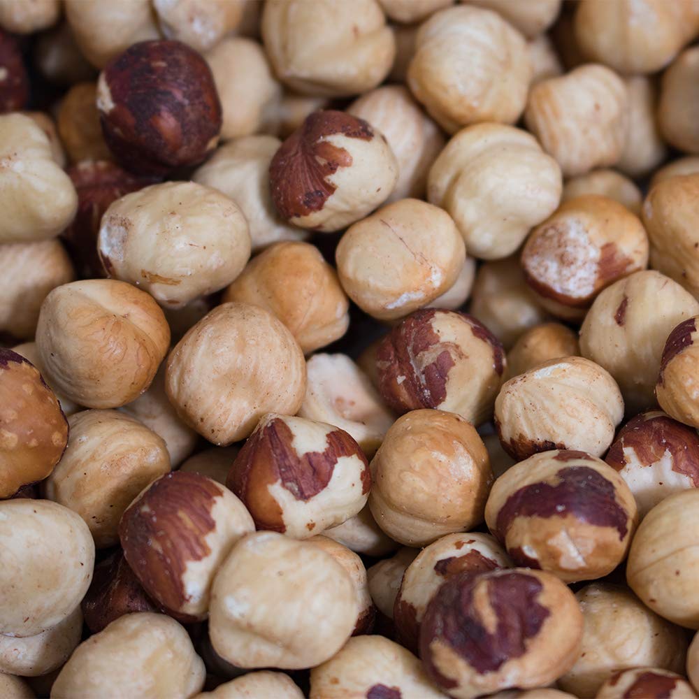 Holmquist Hazelnuts resealable pack demonstrates convenient storage and prolonged freshness.