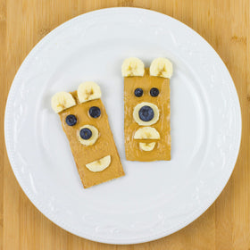 Honey Maid graham crackers fruit spread pairing idea for toppings.