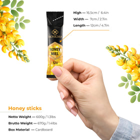 HONIGMA Acacia Honey Stick appears light and almost transparent to the eye