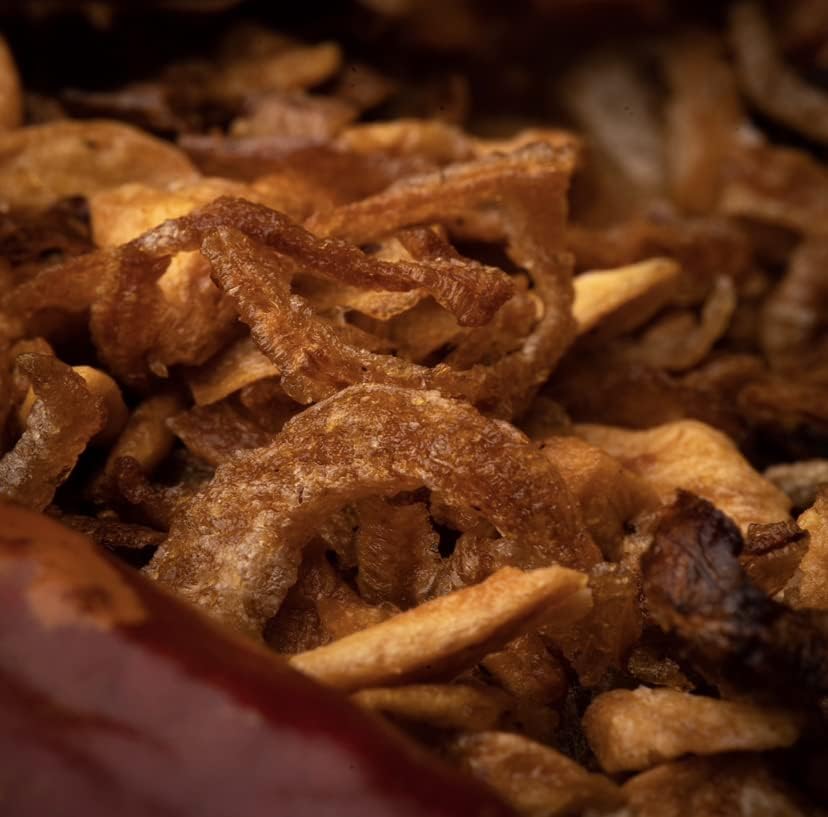 Hot Crispy Oil HCO Crispies on bread dough for fragrant baking