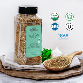 HQOExpress seasoning in a simmering pasta sauce for rich Italian flavor.