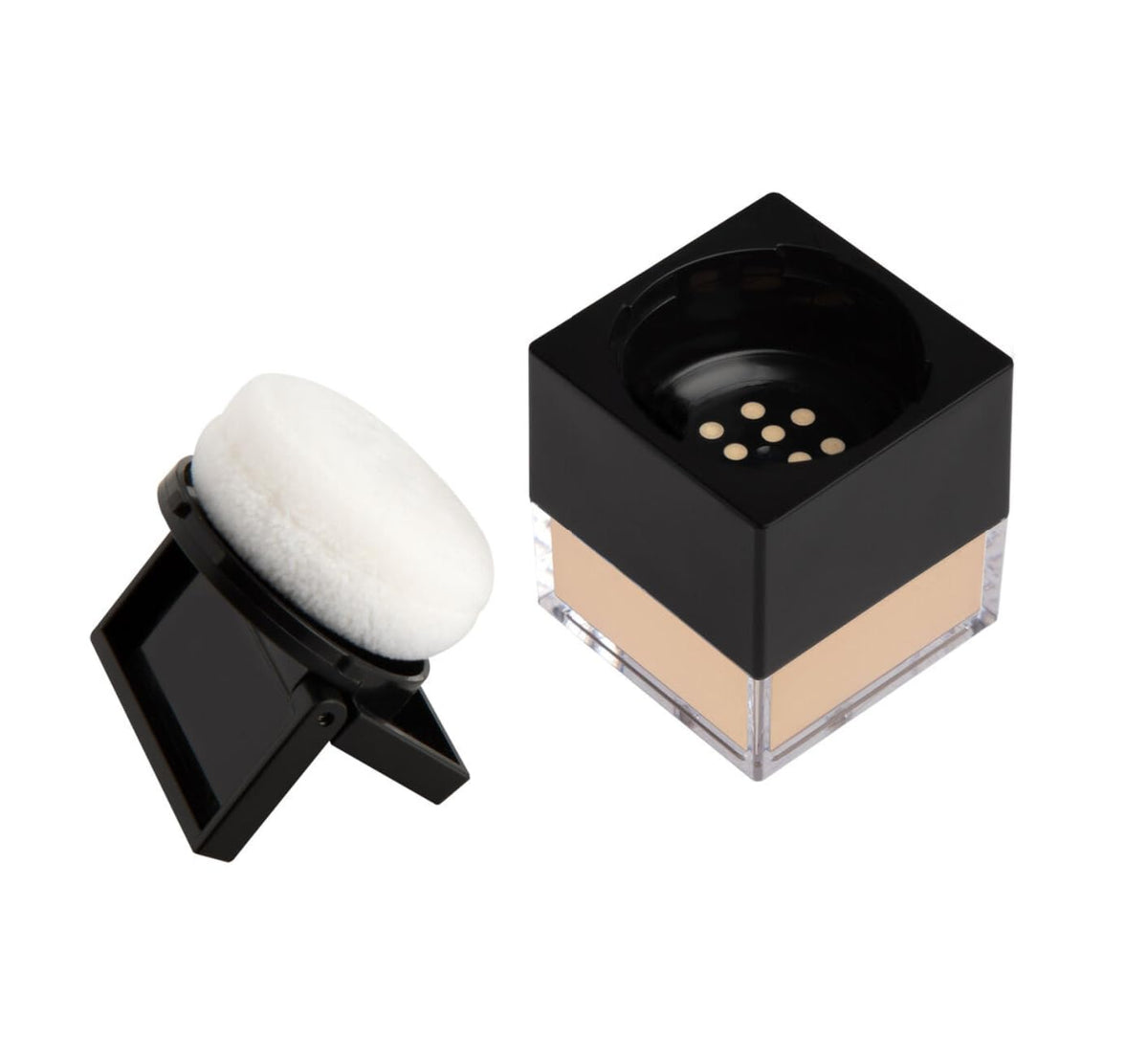 HUDABEAUTY Banana Bread powder compact for quick bake and matte finish.