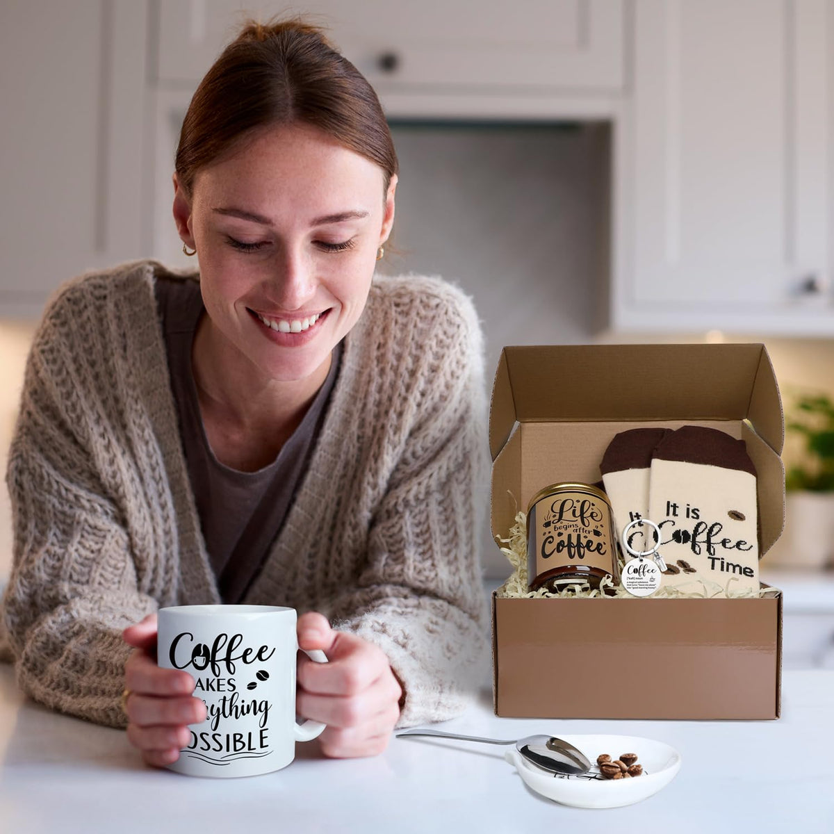 iaovueby ceramic spoon holder keeps your counter neat and ready.