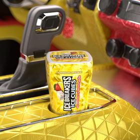 Ice Breakers Ice Cubes Strawberry Lemonade bottle open, easy sharing and lasting flavor on the go