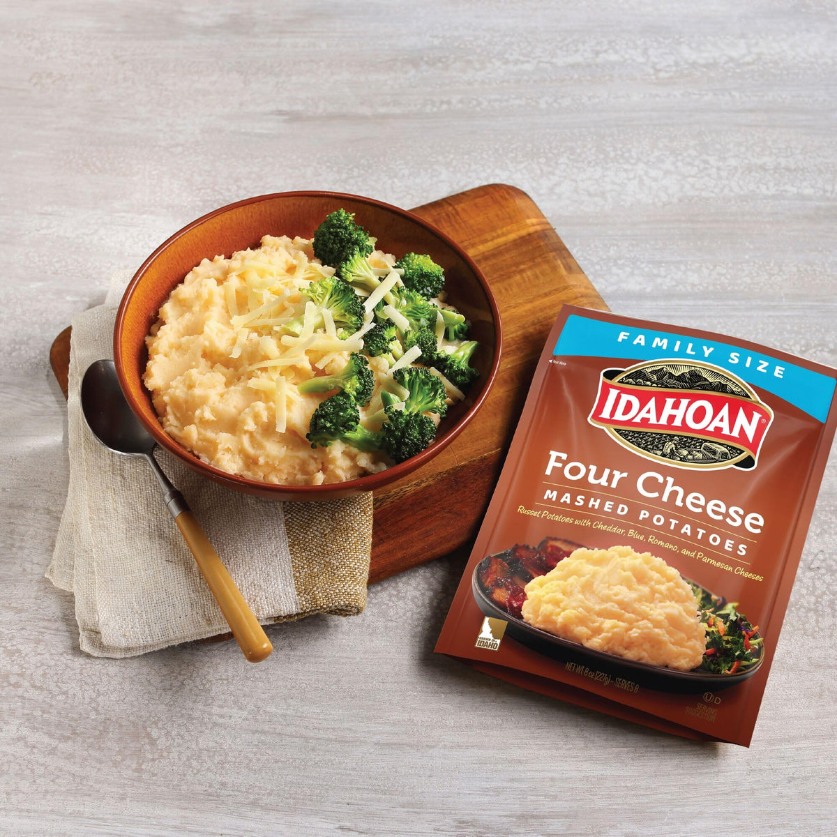 Idahoan Four Cheese Mashed Potatoes inspires comforting, home-cooked style dinners in minutes.