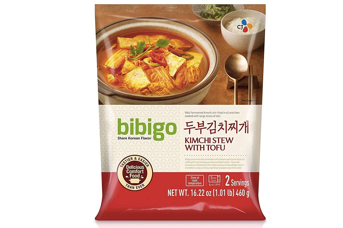 Instan Bibigo Kimchi Stew with Tofu ready-to-heat packaging for a quick, comforting meal.