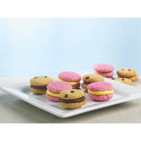 INTERC nacho-cheese-sauce-mix adds creamy dip to snacks and bites.