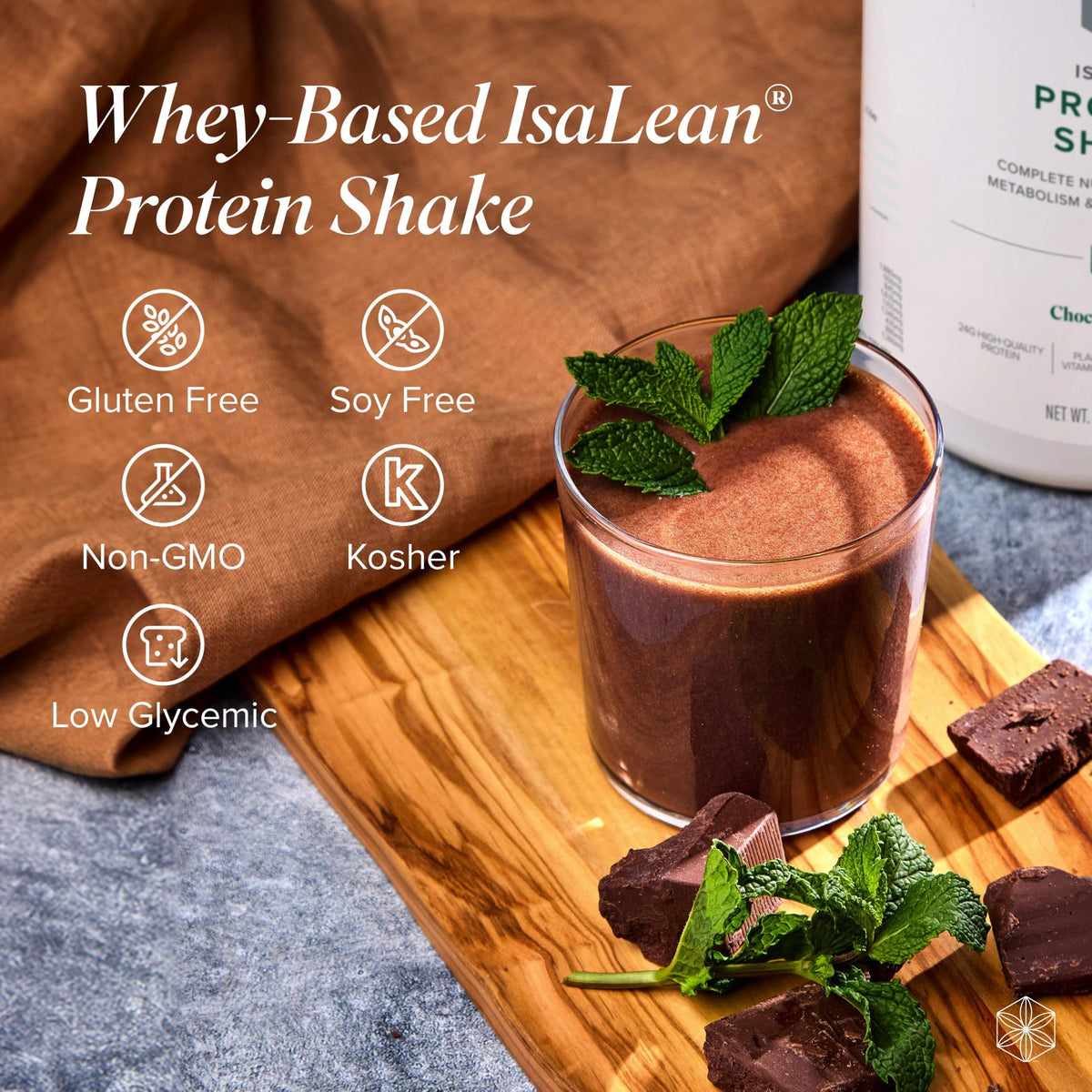 Isagenix IsaLean Protein Shake vitamin and mineral panel emphasizing clean ingredients and minerals.