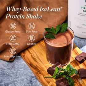 Isagenix IsaLean Protein Shake vitamin and mineral panel emphasizing clean ingredients and minerals.