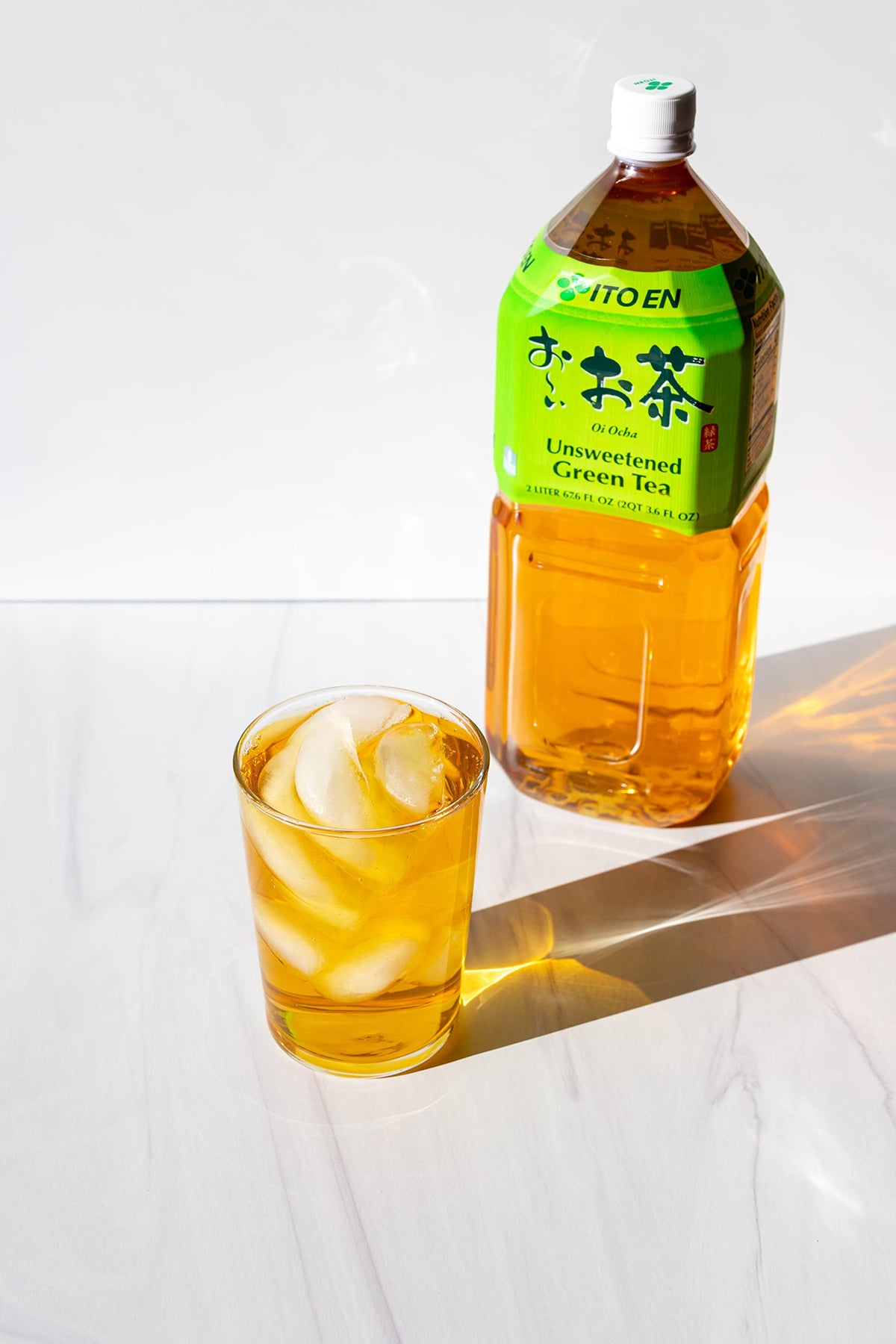 ITO EN Oi Ocha green tea pack of 6 highlights convenient sugar-free hydration for home or office
