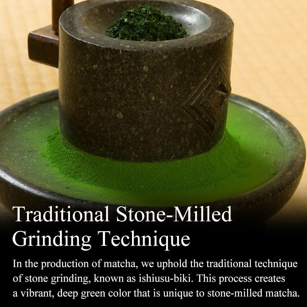 ITOHKYUEMON measured matcha scoop for precise portions in drinks
