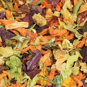 It's Delish dehydrated vegetables close-up, featuring beets and carrots for rich soups.
