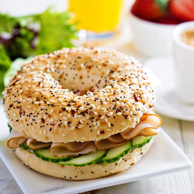 It's Delish salt-free blend topping a fresh salad.