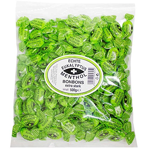 Close-up of Jahnke eucalyptus menthol candies delivering a refreshing, cooling flavor.