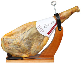 Jamonprive Serrano ham on a ready-to-slice setup highlighting quality and convenience.