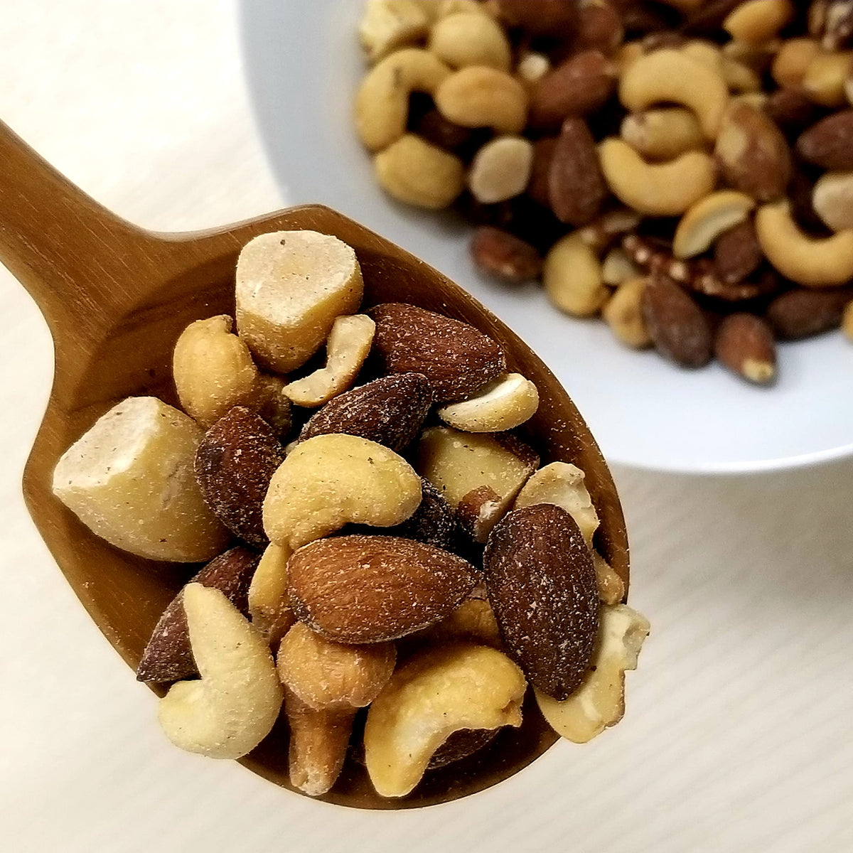Jaybee's Mixed Nuts Deluxe resealable pouch preserving flavor and crunch