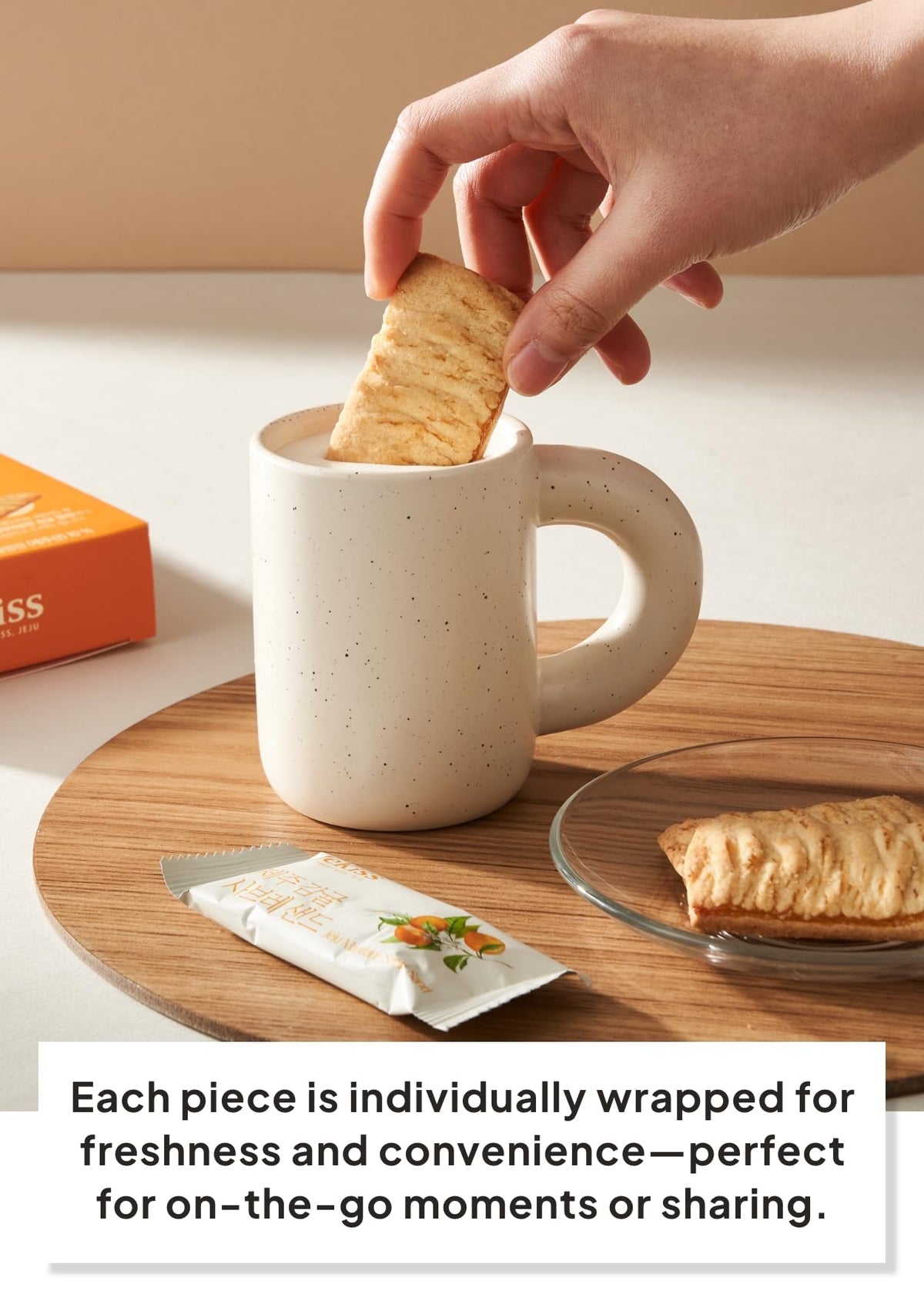 Jeju Mandarin cream filling adds bright citrus notes to each bite.