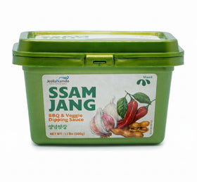 JEOLLANAMDO mild ssamjang bottle highlights bold savory spice for dipping.