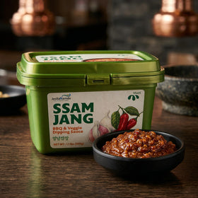 JEOLLANAMDO ssamjang serving dish ready for dipping and sauces.
